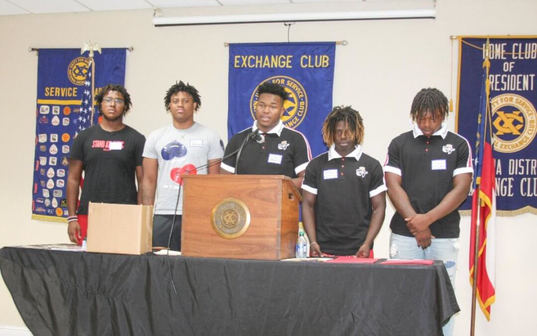 Exchange Club Honors Local Student “Heroes”